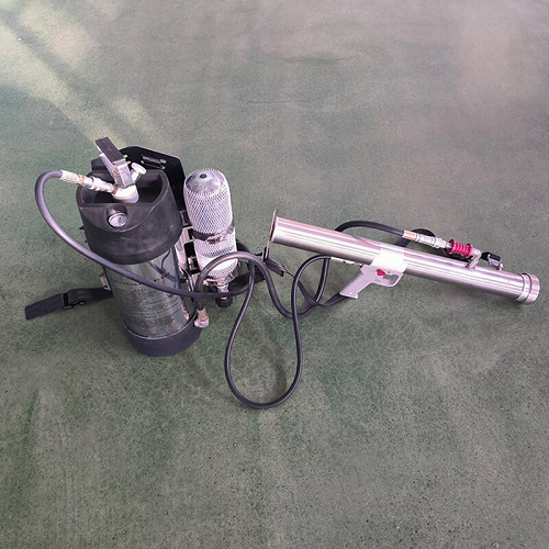 脉冲气压喷雾水枪