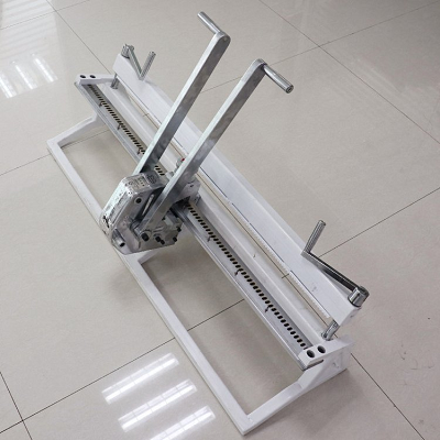 皮带拉杆式钉扣机