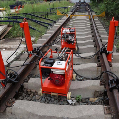 YCQBJ-4型道岔铺换机组