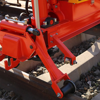 YQBJ-300型液压起拨道机