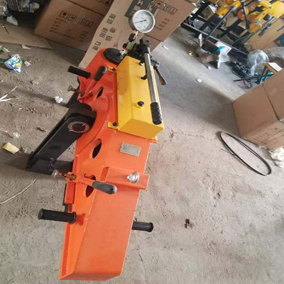 YPG—1000型液压平轨器