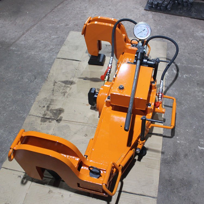 YZ-50型槽型轨直轨器