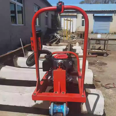 NCX-150型内燃钢轨除锈机