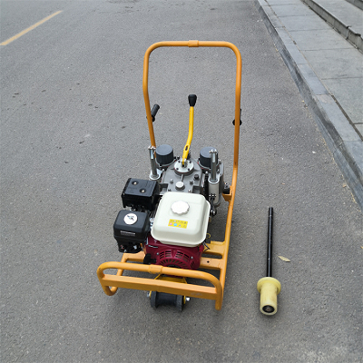 NLB-600型内燃双头螺栓扳手