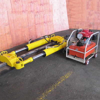 YLS-900型液压钢轨拉伸机