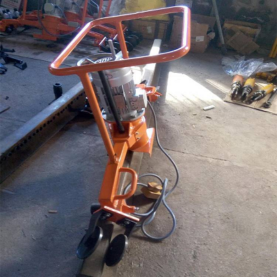 DMG-2.2型电动仿形打磨机