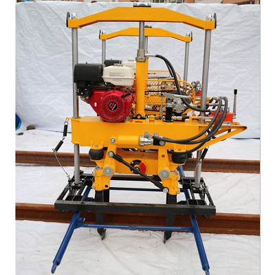 YD-22型液压线路捣固机