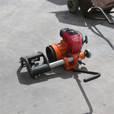 NDM-1. 2型内燃钢轨端面打磨机