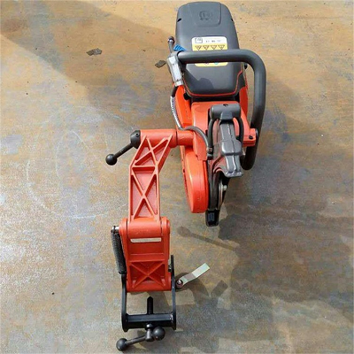 K1270型内燃钢轨切割机