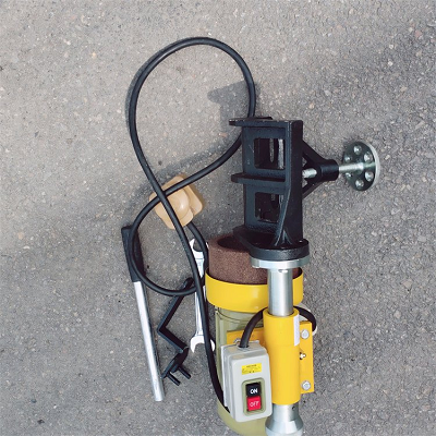 DM-1.1型电动钢轨端面打磨机