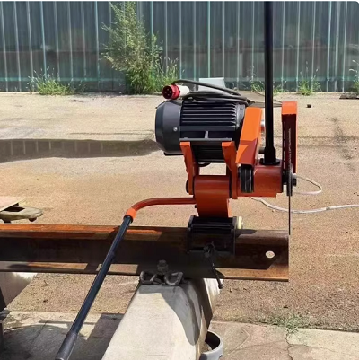 DQG-4型电动锯轨机