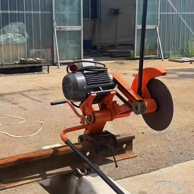 DQG-4型电动锯轨机