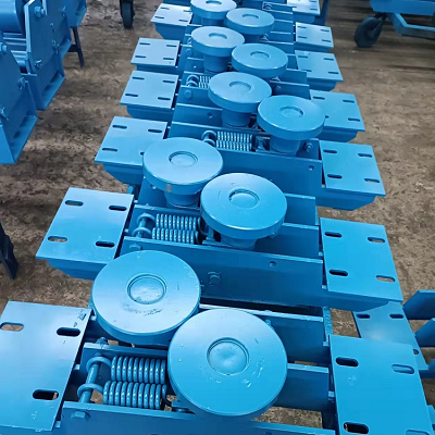 无极绳绞车主压绳轮组