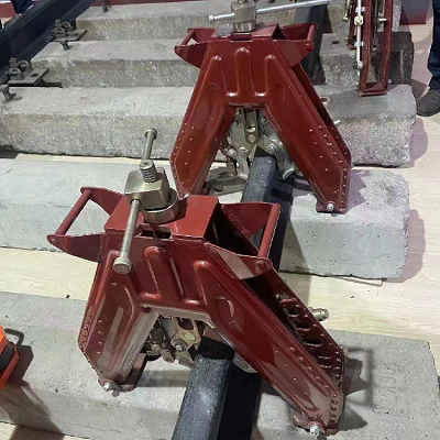 GDJ—Ⅰ型钢轨对轨架