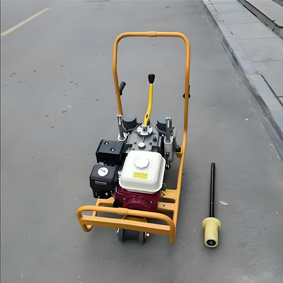 NLB-600型内燃双头螺栓扳手